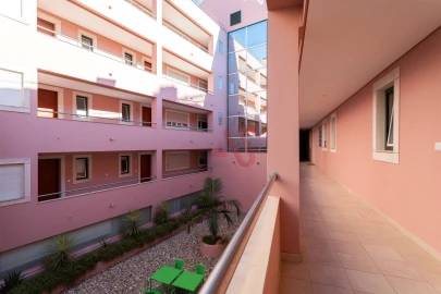 Apartamento T3 para Venda em Marvila