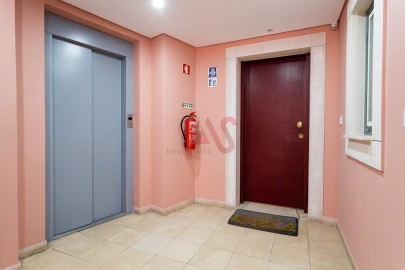 Apartamento T3 para Venda em Marvila