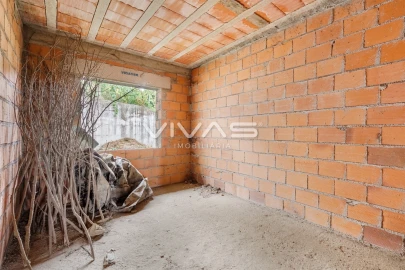 Moradia T4 para Venda em Vila Verde e Barbudo