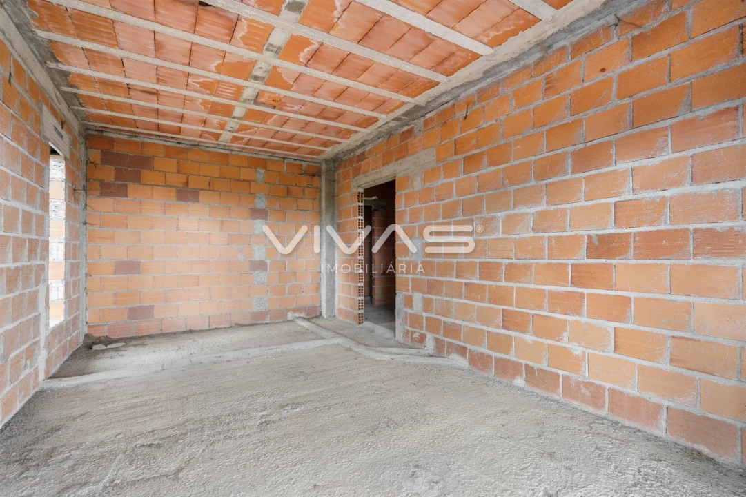 Moradia T4 para Venda em Vila Verde e Barbudo Foto 31
