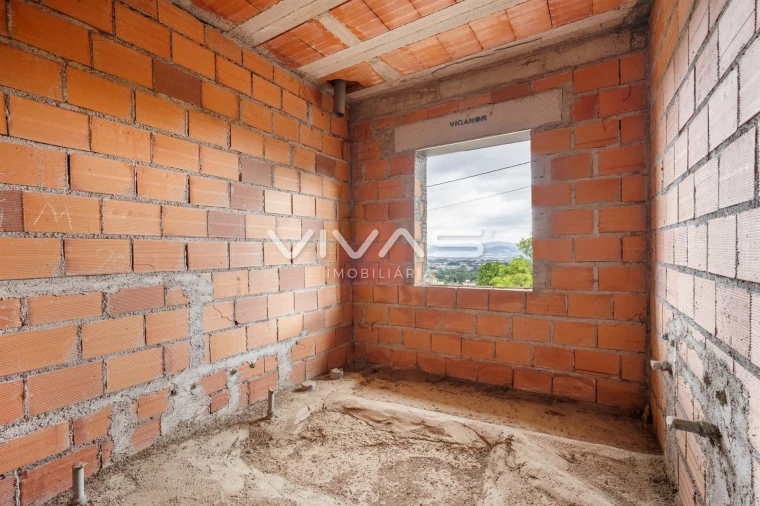 Moradia T4 para Venda em Vila Verde e Barbudo Foto 29