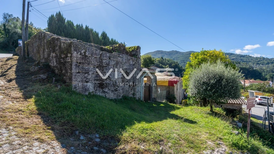 Moradia T0 para Venda em Chorense e Monte