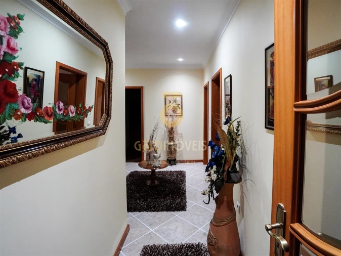 Moradia T3 para Venda em Caldas de São Jorge e Pigeiros Foto 14