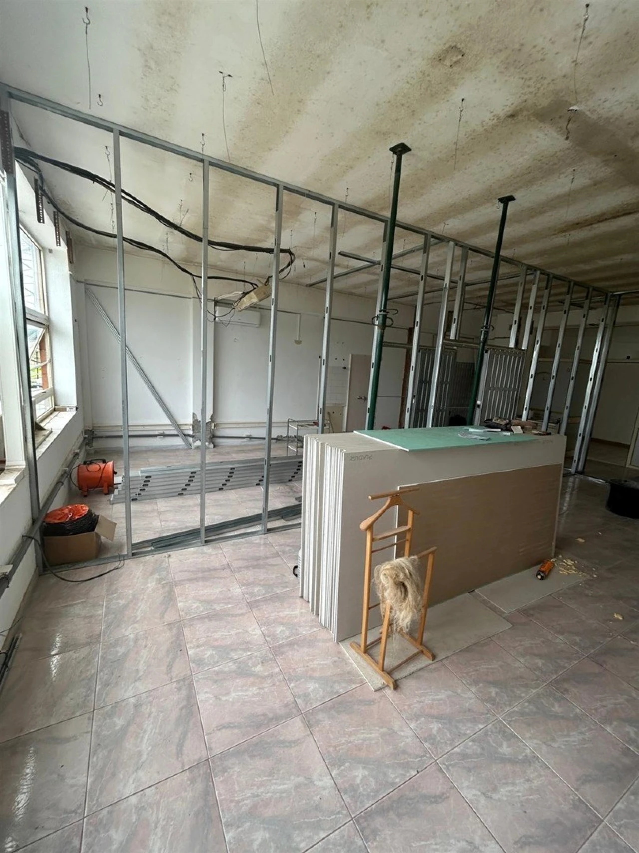 Apartamento T1 para Venda em Alpendorada, Várzea e Torrão Foto 15