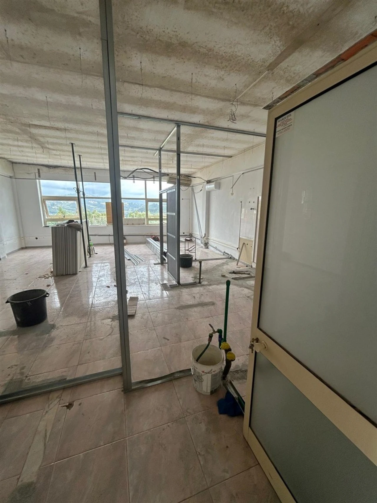 Apartamento T1 para Venda em Alpendorada, Várzea e Torrão Foto 7