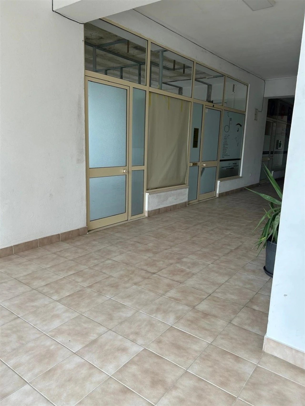Apartamento T1 para Venda em Alpendorada, Várzea e Torrão Foto 9