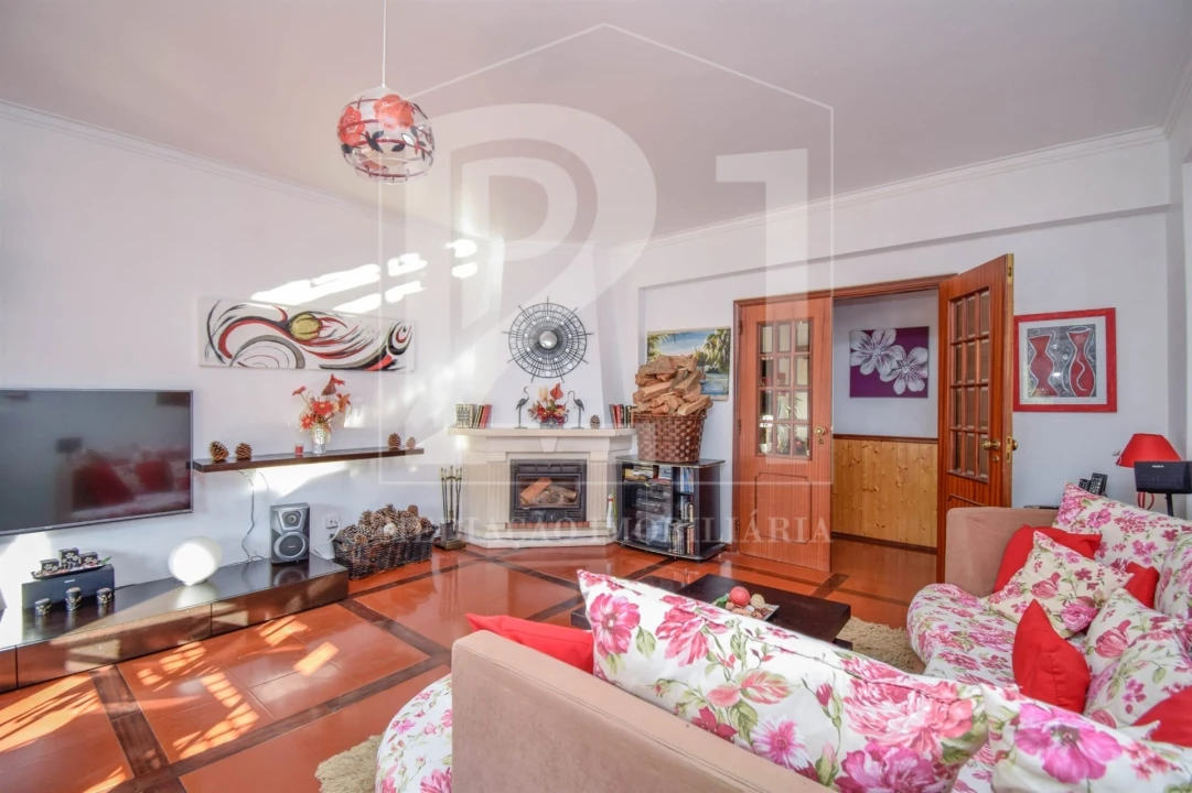 Apartamento T2 para Venda em Cacém e São Marcos Foto 5