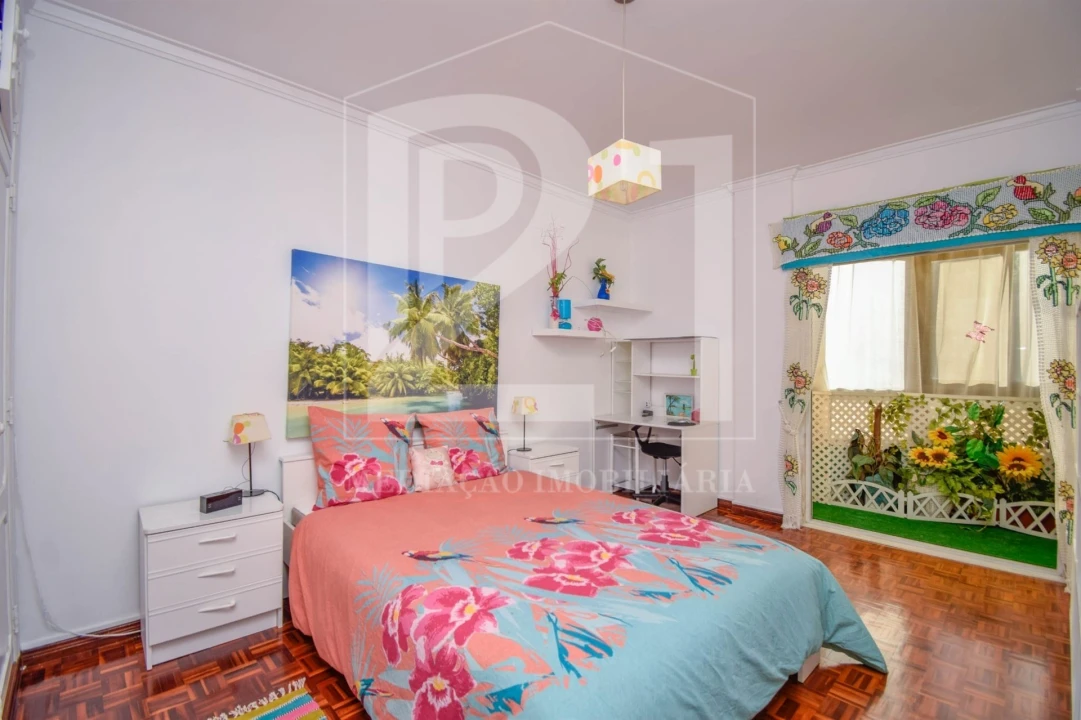 Apartamento T2 para Venda em Cacém e São Marcos Foto 16