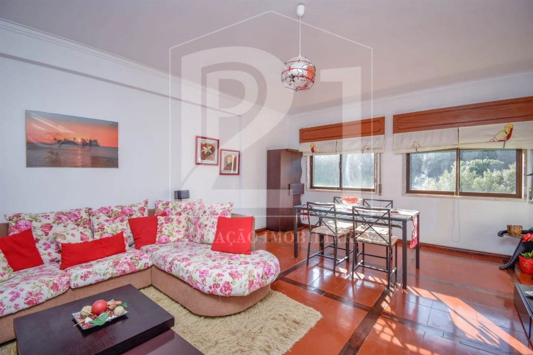Apartamento T2 para Venda em Cacém e São Marcos Foto 18