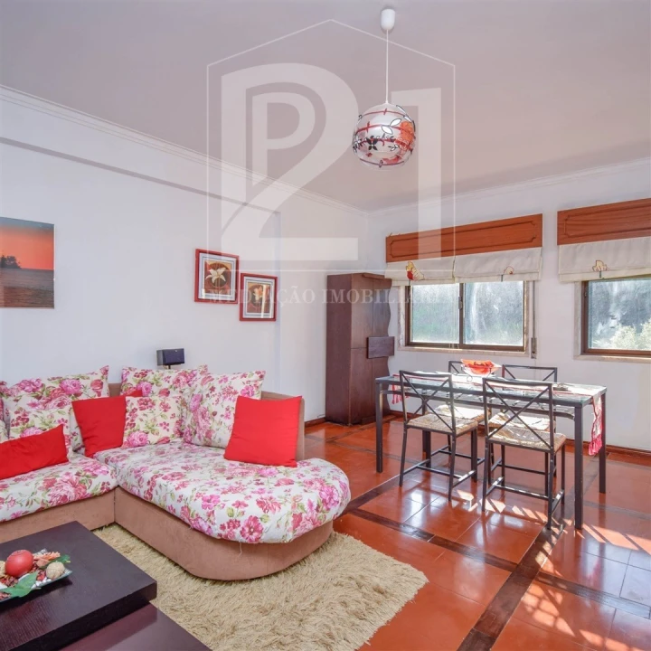 Apartamento T2 para Venda em Cacém e São Marcos Foto 2