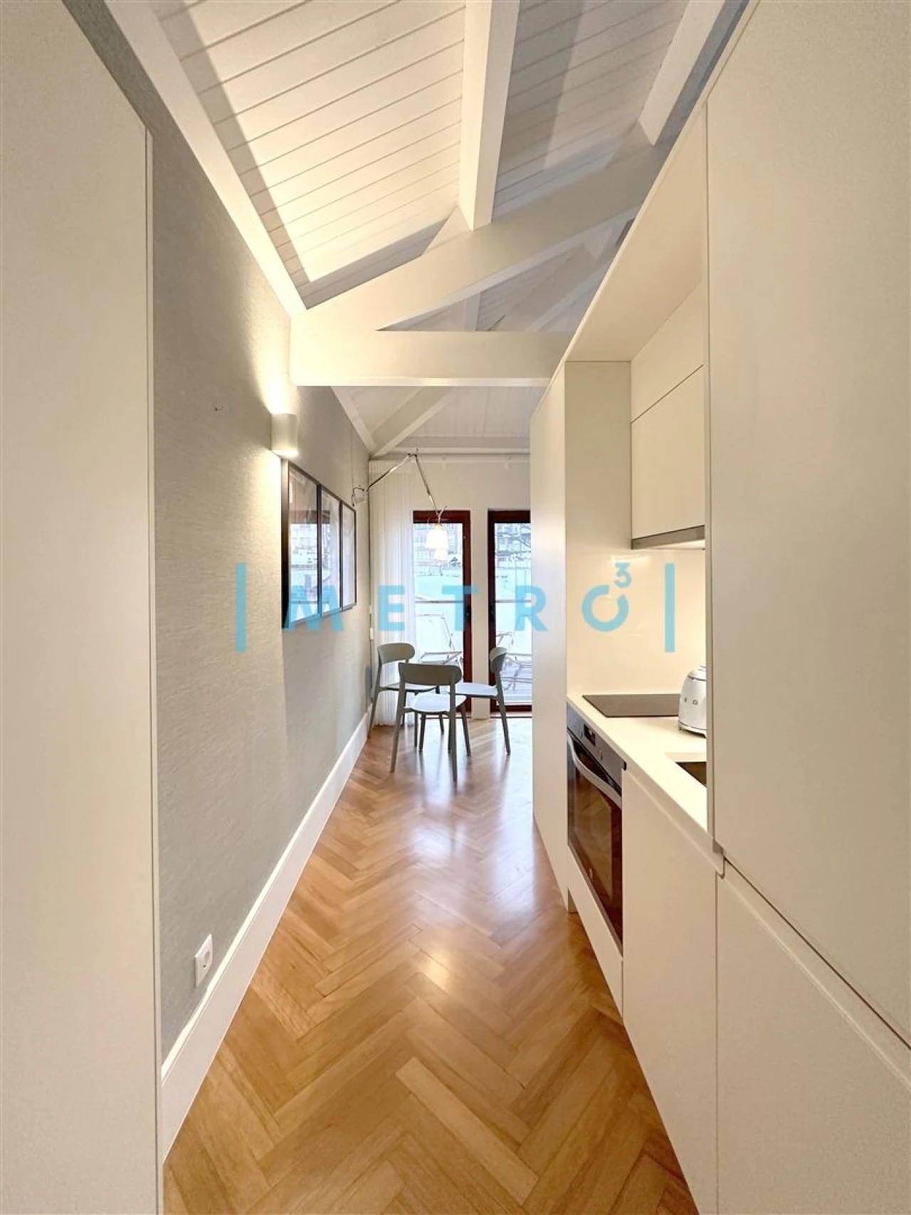 Apartamento T0 para Venda em Cedofeita, Santo Ildefonso, Sé, Miragaia, São Nicolau e Vitória Foto 2