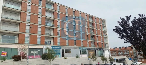 Apartamento T2 para Arrendamento em Paranhos