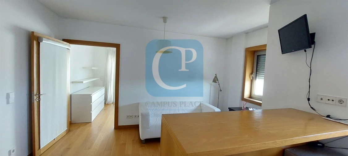 Apartamento T2 para Arrendamento em Paranhos Foto 6