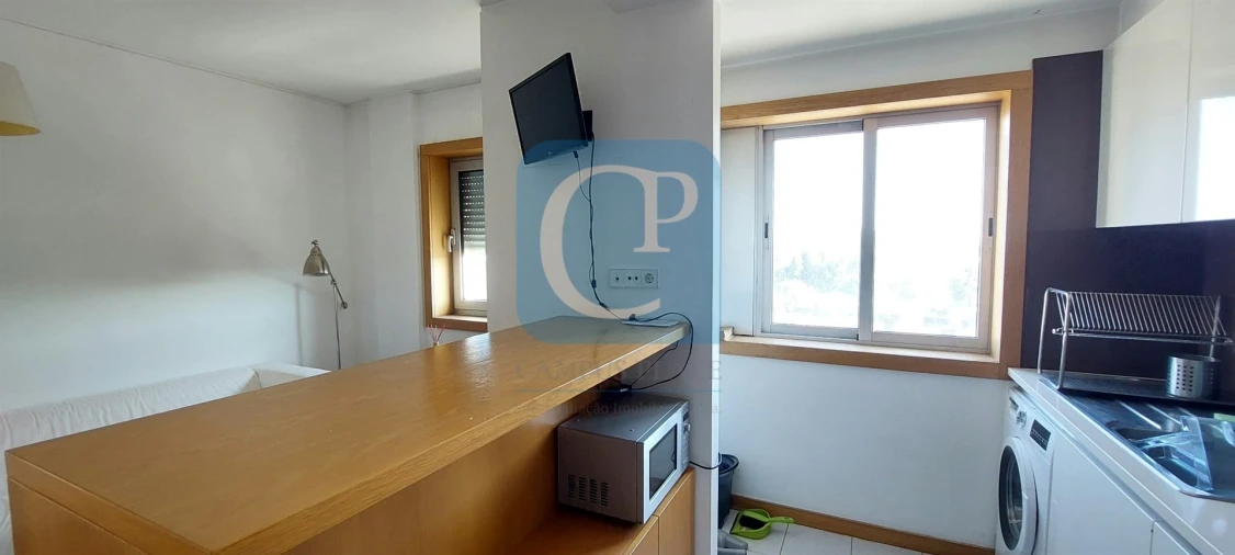 Apartamento T2 para Arrendamento em Paranhos Foto 5