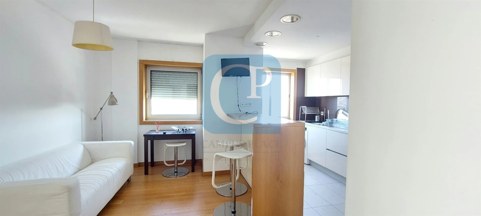 Apartamento T2 para Arrendamento em Paranhos Foto 1