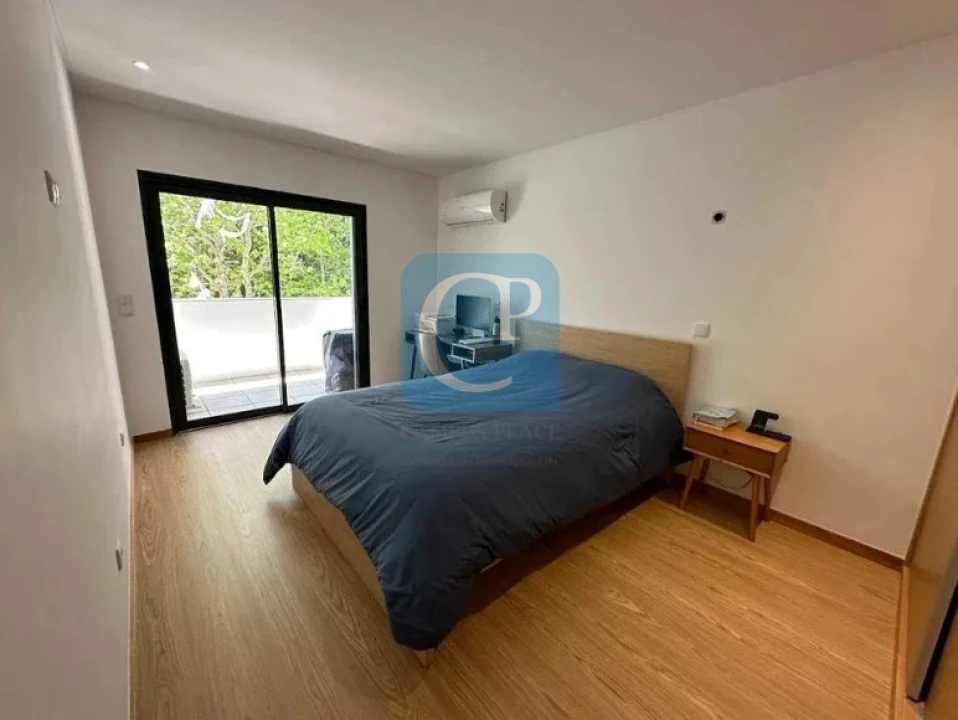 Apartamento T4 para Arrendamento em Moreira Foto 5