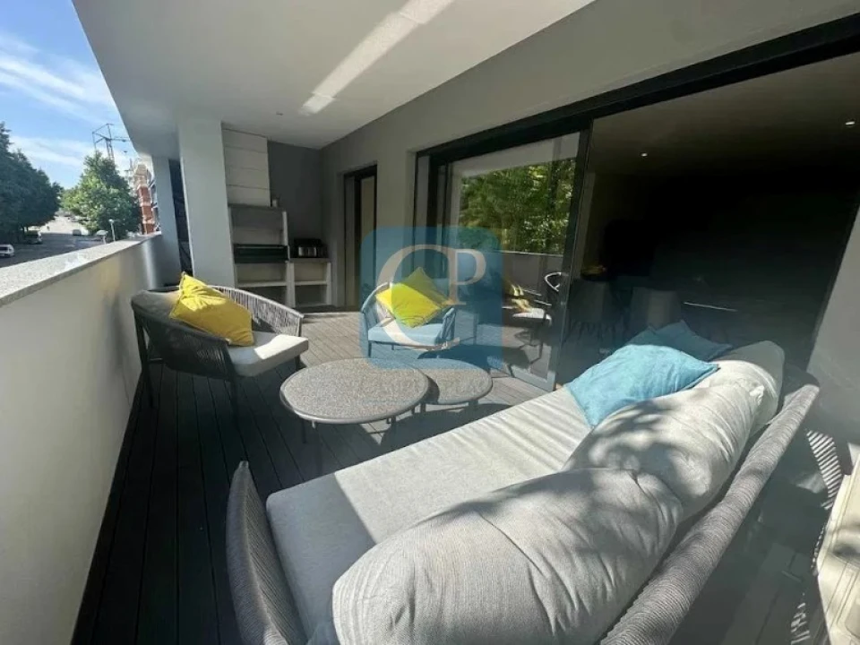 Apartamento T4 para Arrendamento em Moreira Foto 2
