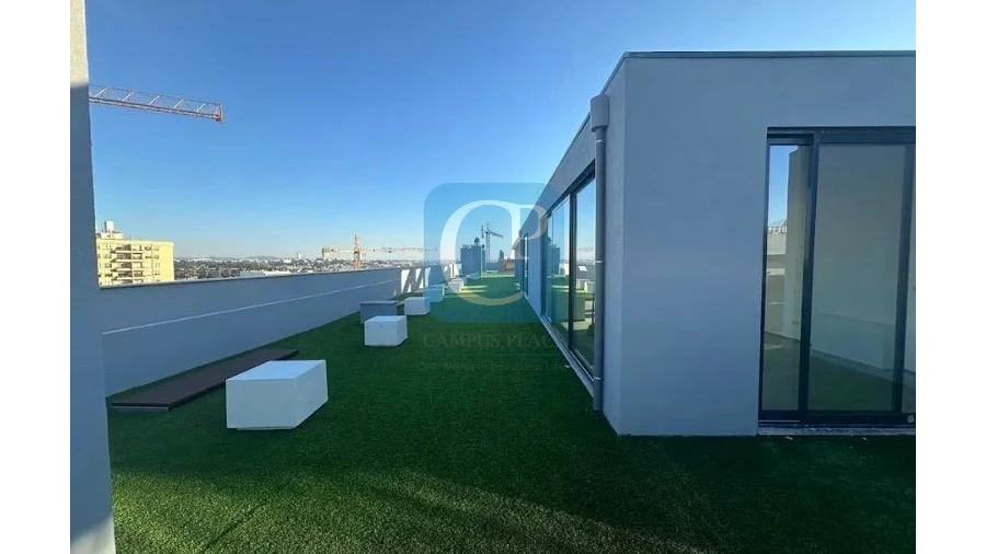 Apartamento T4 para Arrendamento em Moreira