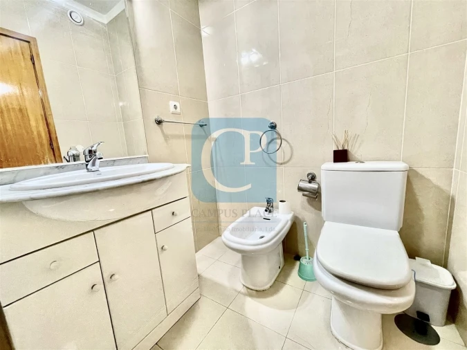 Apartamento T3 para Arrendamento em São Mamede de Infesta e Senhora da Hora Foto 12