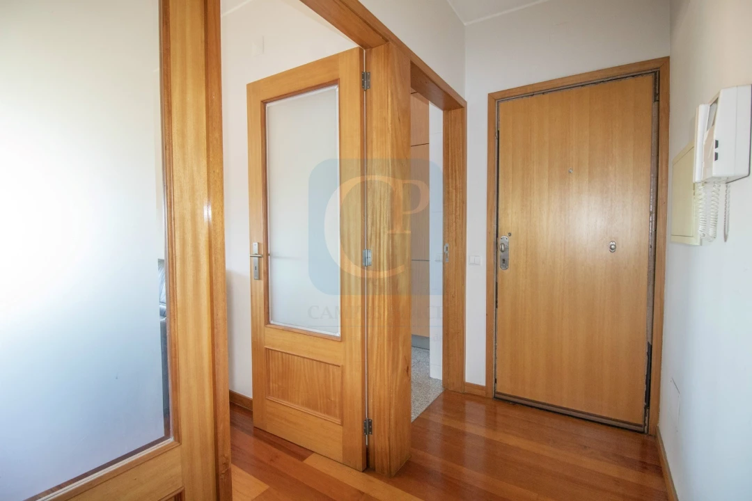 Apartamento T1 para Arrendamento em São Mamede de Infesta e Senhora da Hora Foto 6