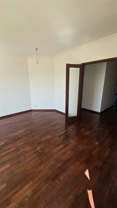 Apartamento T2 para Arrendamento em Póvoa de Varzim, Beiriz e Argivai