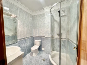 Apartamento T3 para Arrendamento em São Domingos de Rana