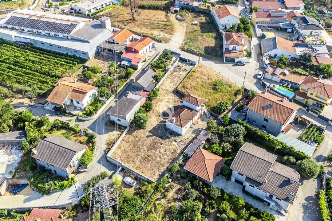 Moradia T3 para Venda em Lama Foto 31