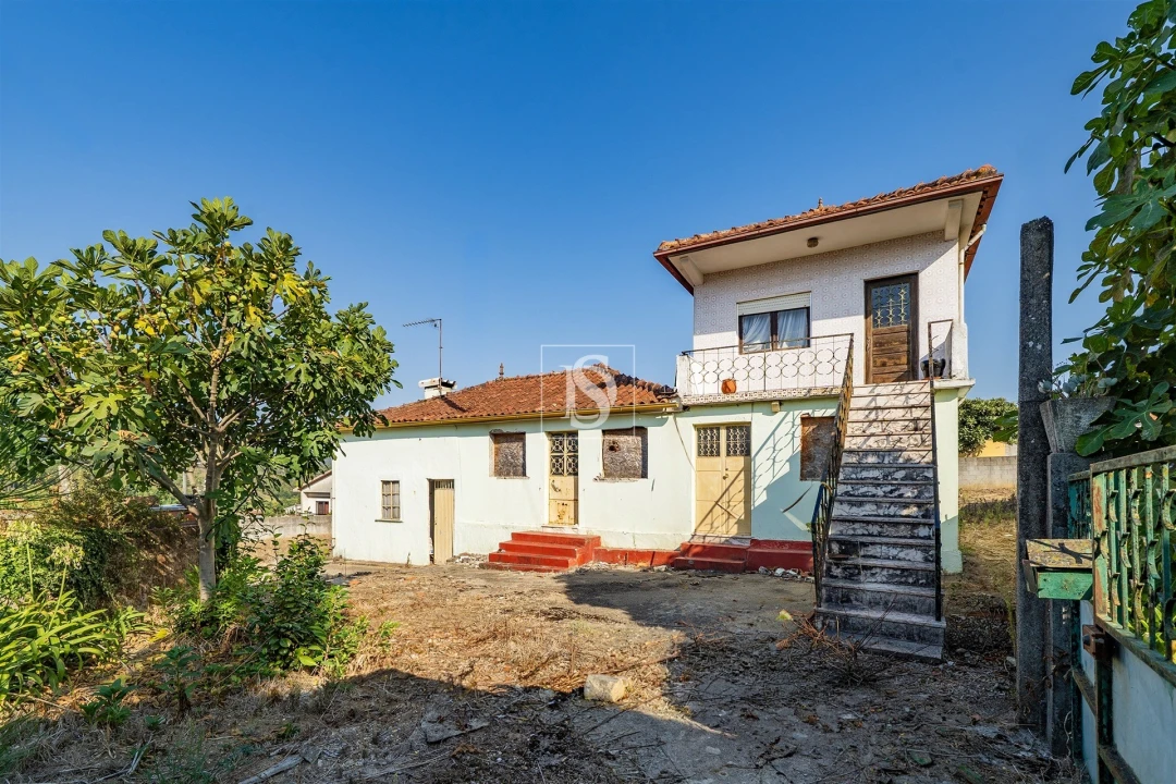 Moradia T3 para Venda em Lama Foto 1