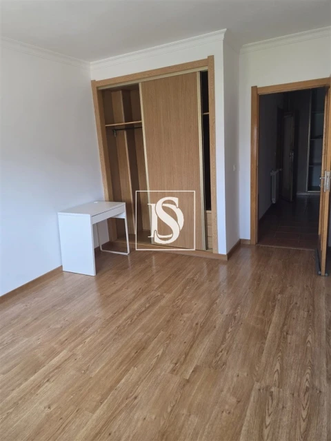 Apartamento T3 para Venda em Samil