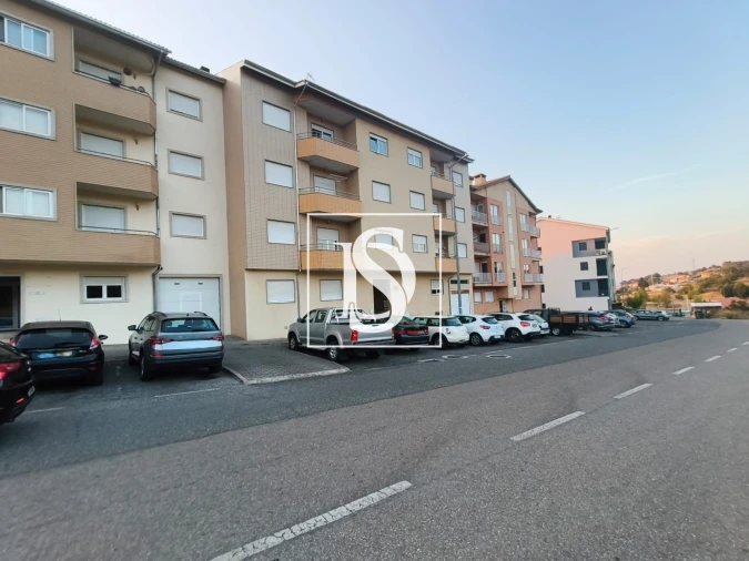 Apartamento T3 para Venda em Samil Foto 4