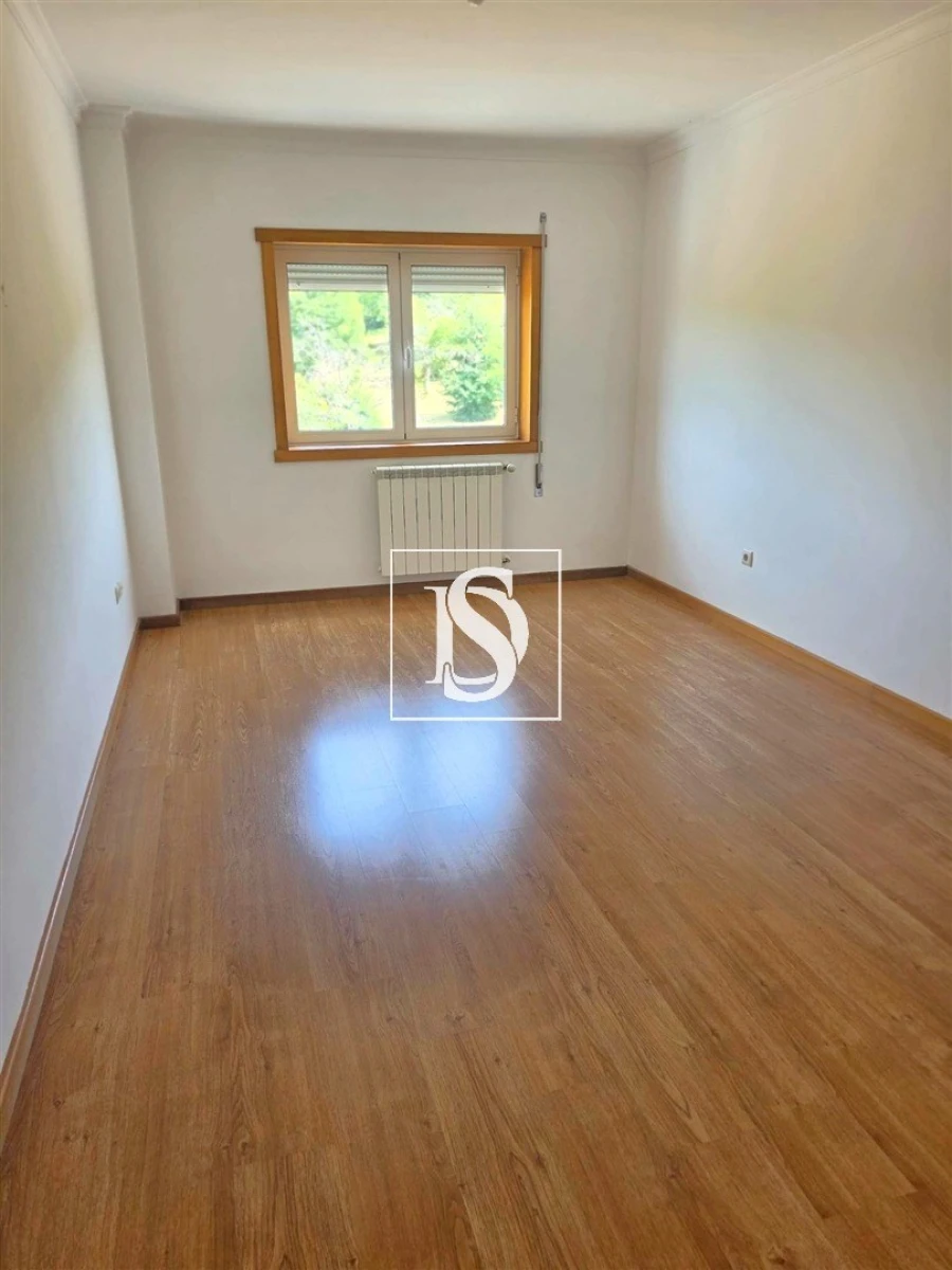 Apartamento T3 para Venda em Samil Foto 11