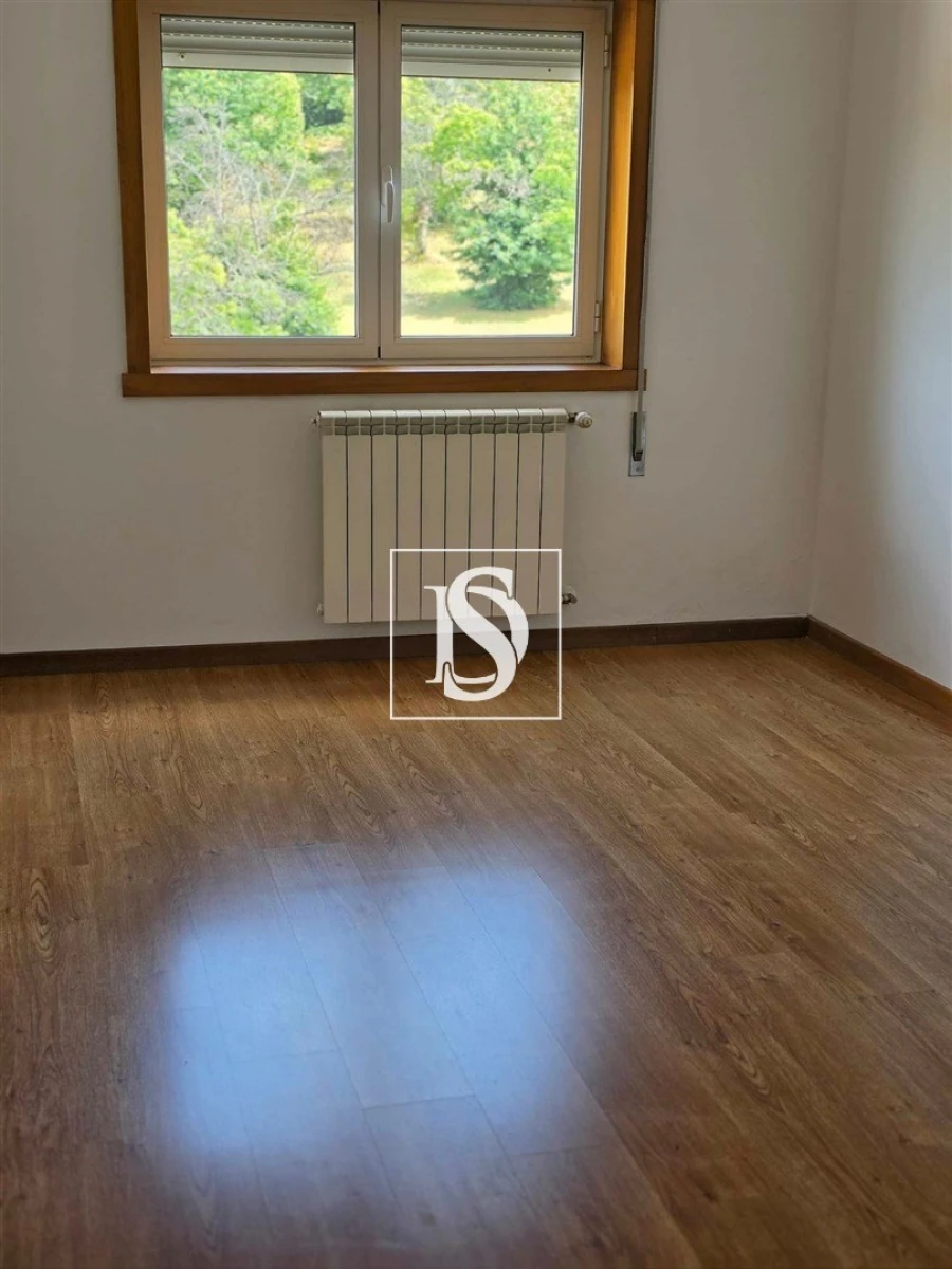Apartamento T3 para Venda em Samil Foto 3