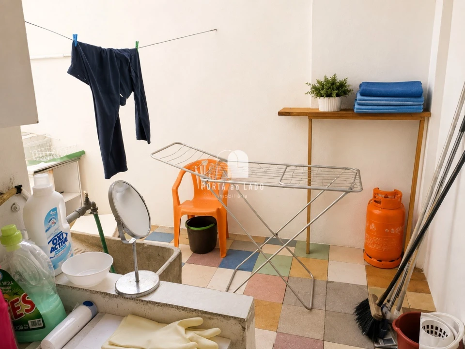 Apartamento T1 para Venda em Oliveira do Douro Foto 6