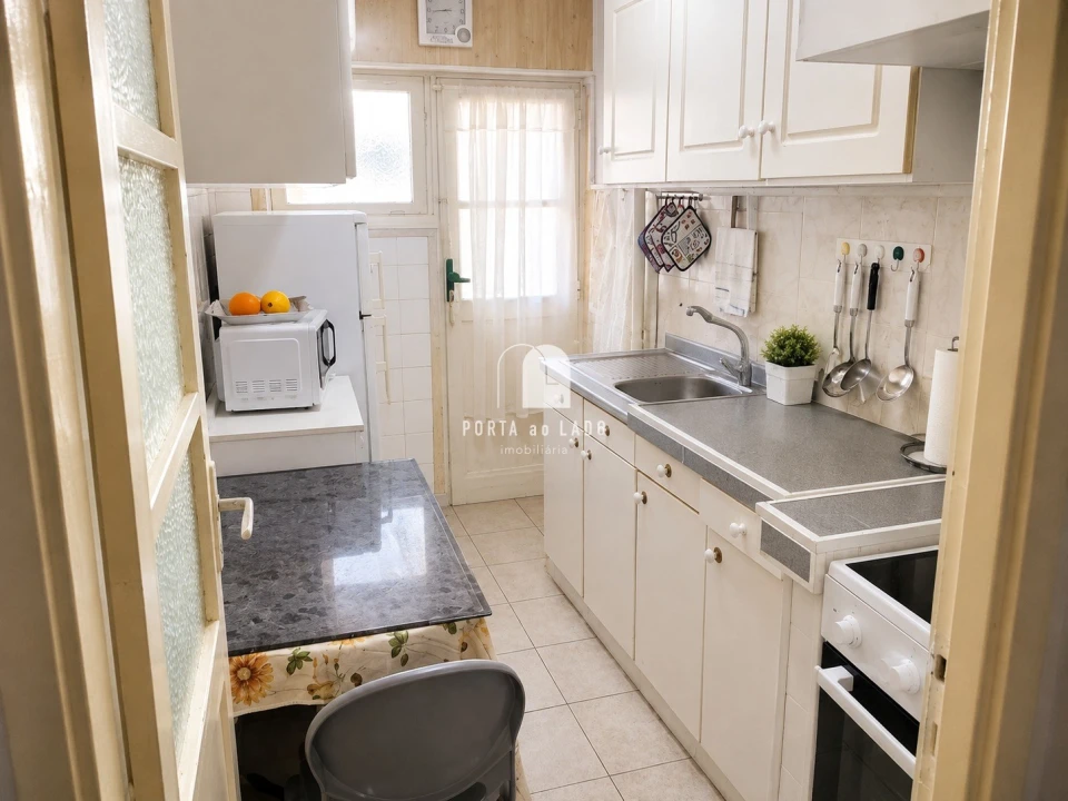Apartamento T1 para Venda em Oliveira do Douro Foto 5