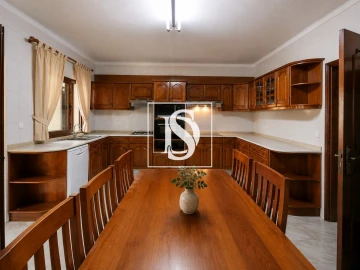 Moradia T5 para Venda em Portimão