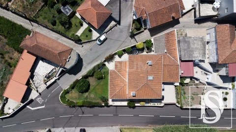 Moradia T4 para Venda em Moreira de Conegos