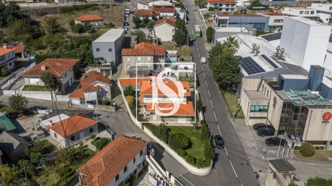 Moradia T4 para Venda em Moreira de Conegos
