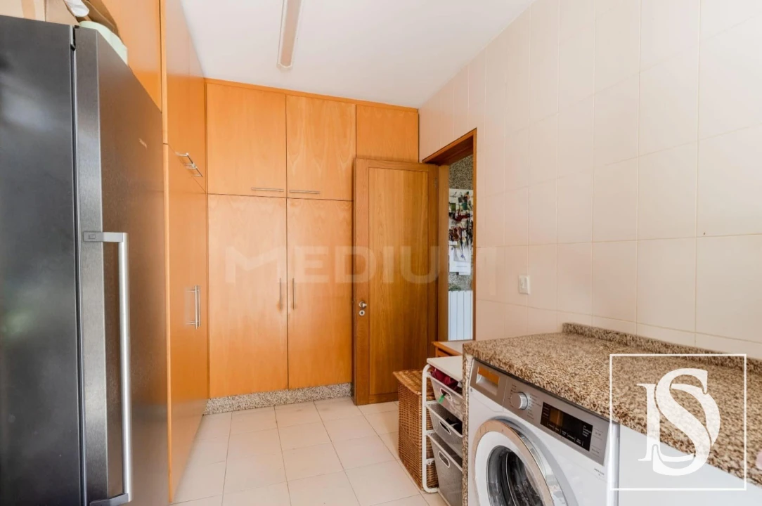 Moradia T4 para Venda em Moreira de Conegos Foto 34