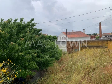 Moradia T3 para Venda em Malhou, Louriceira e Espinheiro