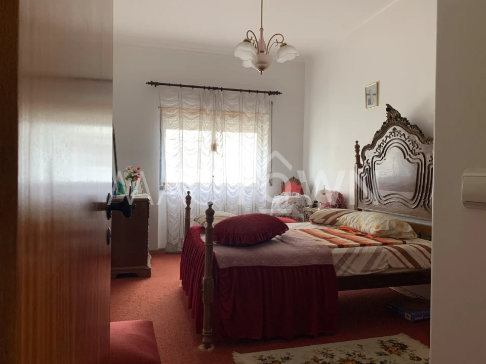 Moradia T3 para Venda em Malhou, Louriceira e Espinheiro Foto 2