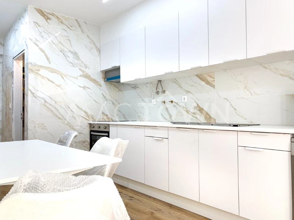 Apartamento T3 para Venda em Abrantes (São Vicente e São João) e Alferrarede Foto 2