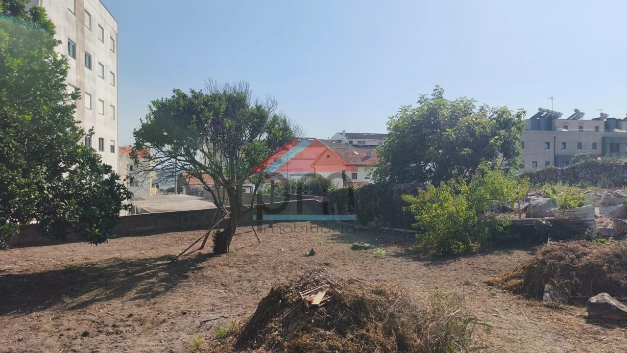 Moradia T5 para Venda em Vila Praia de Ancora Foto 25
