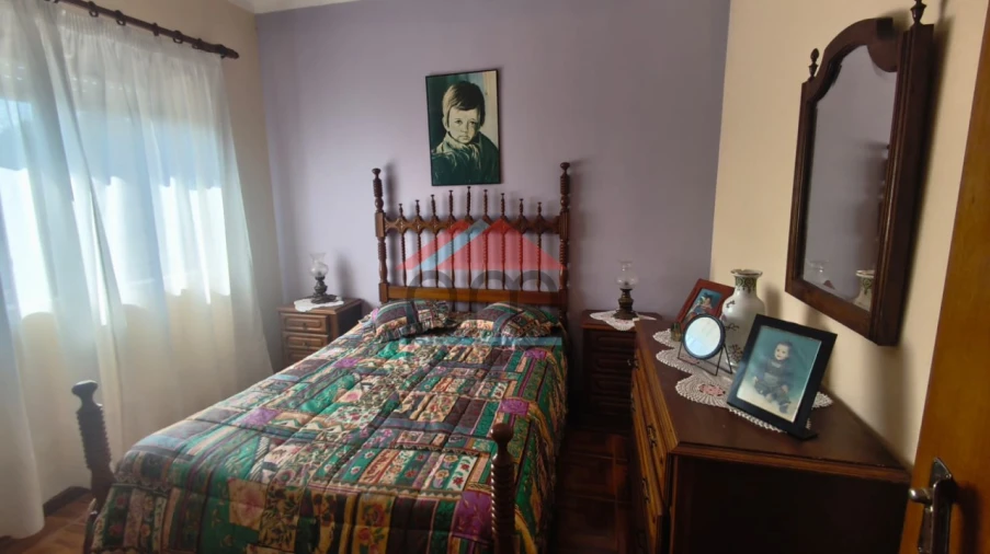Moradia T5 para Venda em Vila Praia de Ancora Foto 5