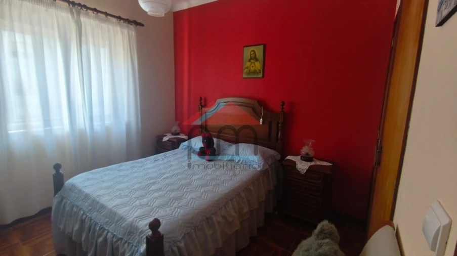Moradia T5 para Venda em Vila Praia de Ancora Foto 6