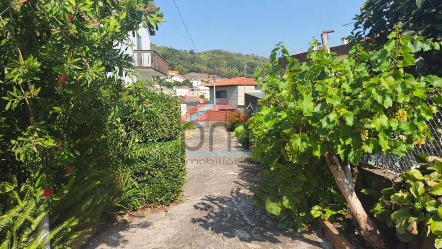 Moradia T5 para Venda em Vila Praia de Ancora Foto 28