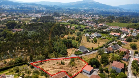 Terreno para Venda em Arcozelo