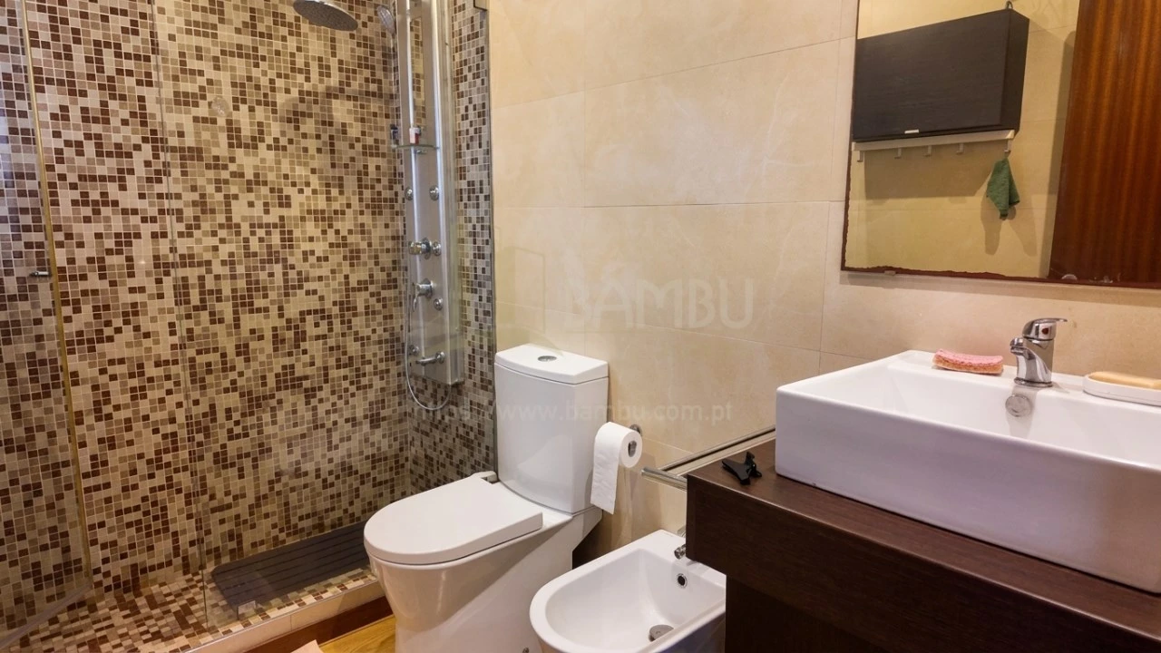 Apartamento T2 para Venda em Seixas Foto 16