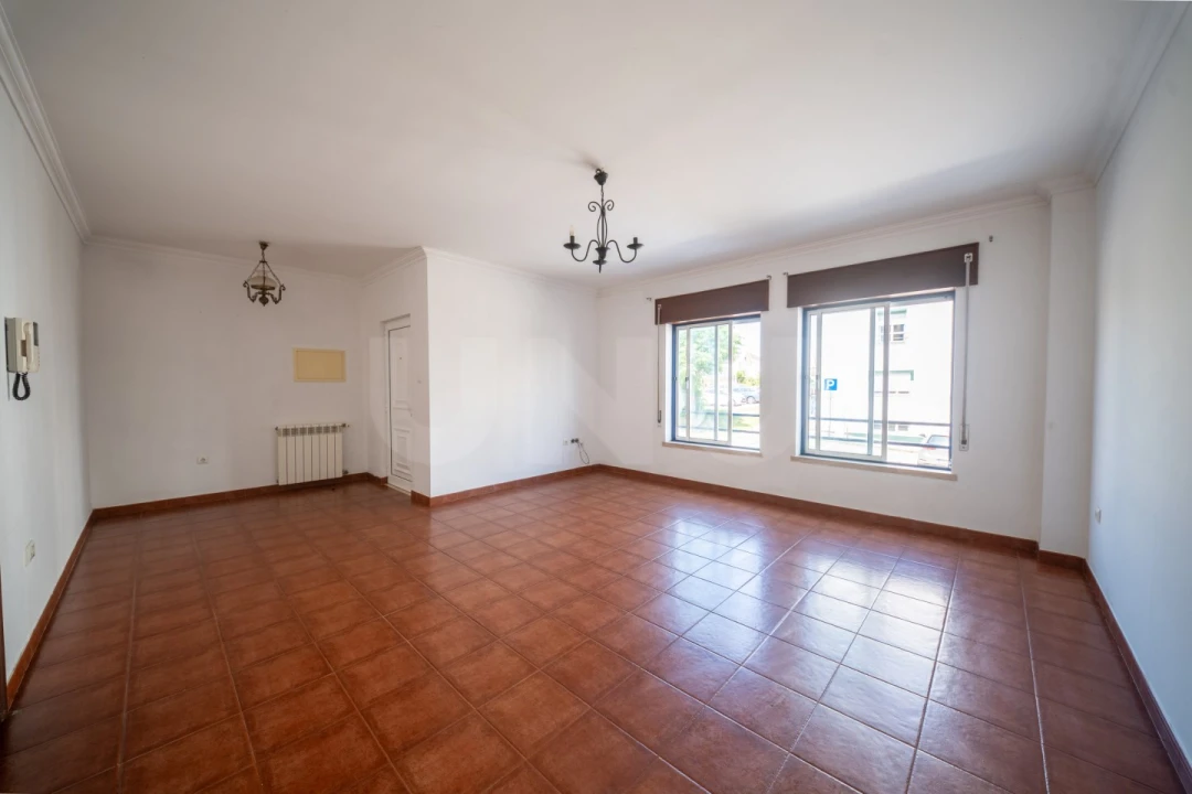 Apartamento T3 para Venda em Bombarral e Vale Covo Foto 2