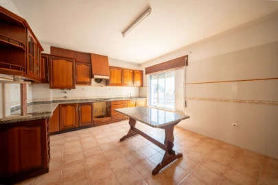 Apartamento T3 para Venda em Bombarral e Vale Covo