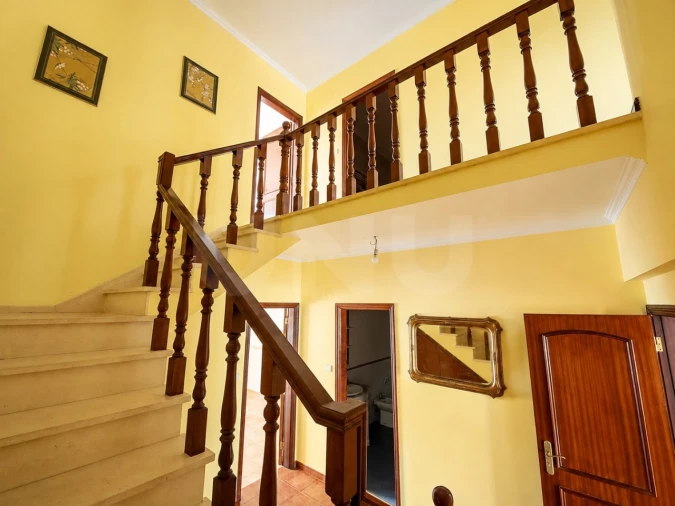 Apartamento T3 para Venda em Bombarral e Vale Covo Foto 14